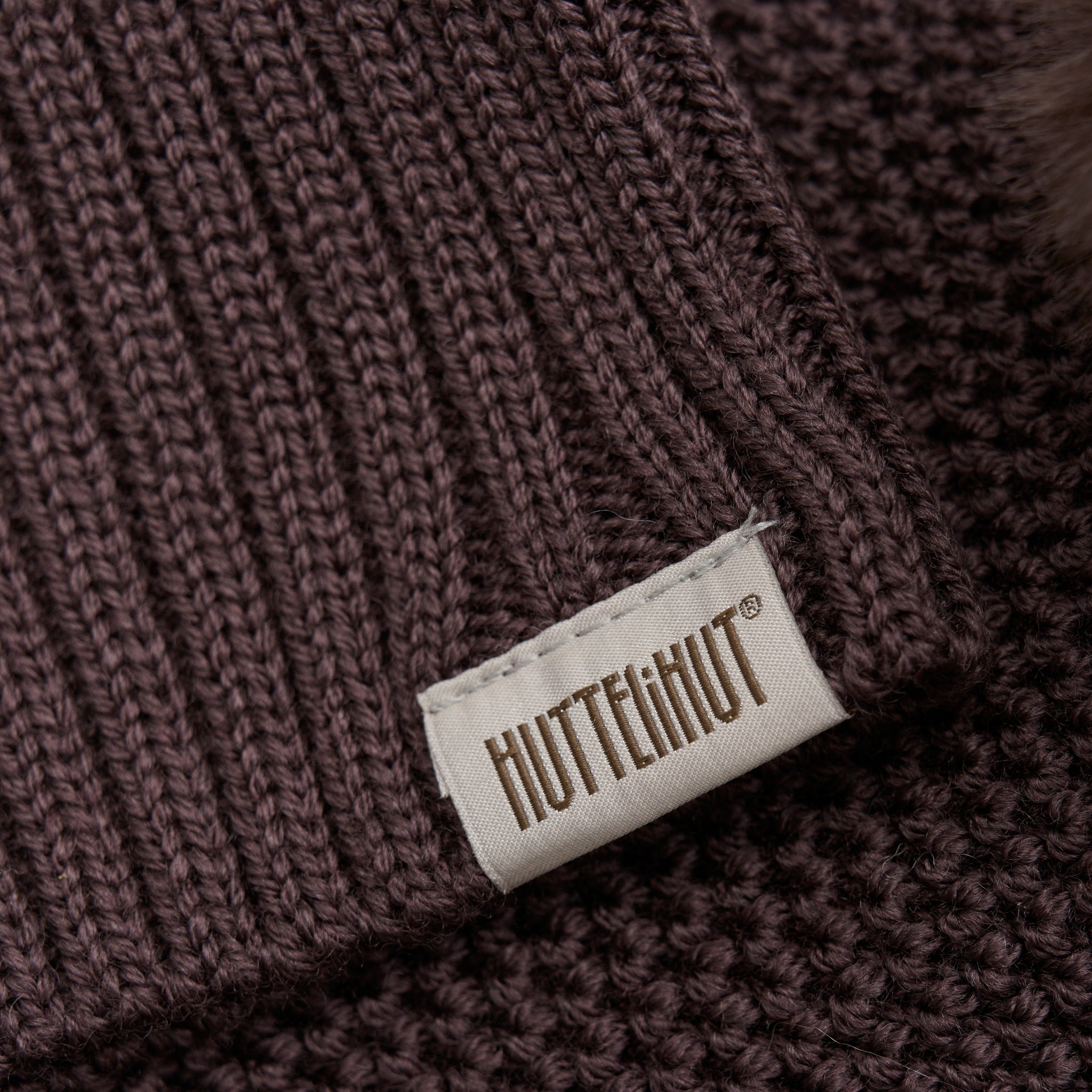 Huttelihut - woolen balaclava with pompoms